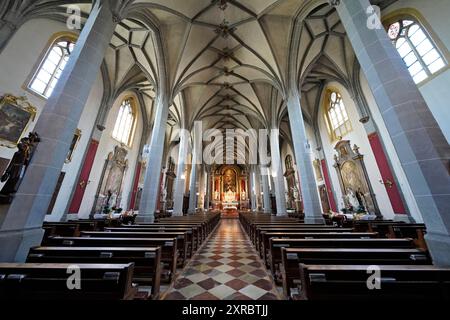 Deutschland, Bayern, Oberbayern, Altötting, Kapellplatz, Stiftskirche St. Philipp und Jakob, innen Stockfoto