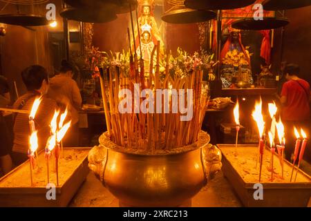 China, Hongkong, Hong Kong Island, Soho, Hollywood Road, Man Mo Tempel, Weihrauch Stockfoto