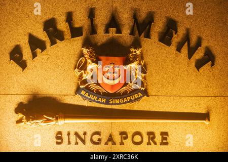 Schild Für Das Parlamentsgebäude In Asien, Singapur, Singapur Stockfoto