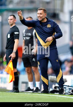 John Eustace, Trainer der Blackburn Rovers, leitet seine Spieler während des Sky Bet Championship Matches in Ewood Park, Blackburn. Bilddatum: Freitag, 9. August 2024. Stockfoto