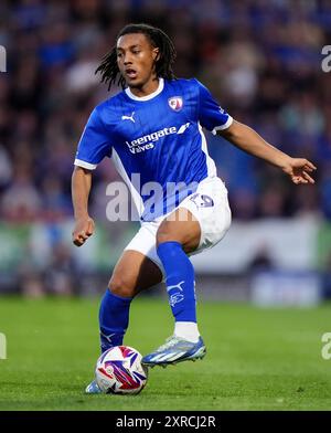 Chesterfields Lewis Gordon während des Spiels der Sky Bet League Two im SMH Group Stadium in Chesterfield. Bilddatum: Freitag, 9. August 2024. Stockfoto