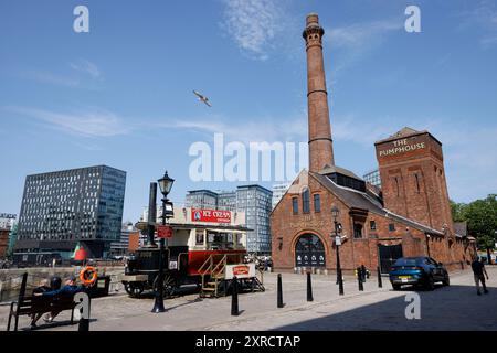 Eine allgemeine Ansicht (GV) des Pub-Restaurants Pump House im Royal Albert Dock in Liverpool, Großbritannien. Bild aufgenommen am 1. August 2024. © Belinda Jiao Jiao.bili Stockfoto