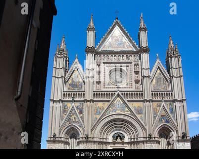 Orvieto, Terni, Italien, Duomo di Orvieto mit italienischer gotischer Architektur, nur Editorial. Stockfoto