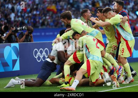 U23U23 Spanien Team Group (ESP), 9. AUGUST 2024, - Fußball/Fußball : das Endspiel der Männer zwischen Frankreich 3-5 Spanien während der Olympischen Spiele 2024 in Paris im Parc des Princes in Paris, Frankreich. Quelle: Naoki Morita/AFLO SPORT/Alamy Live News Stockfoto