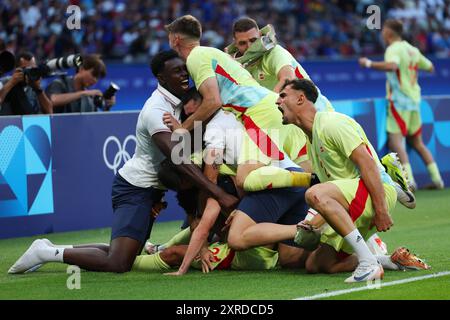 U23U23 Spanien Team Group (ESP), 9. AUGUST 2024, - Fußball/Fußball : das Endspiel der Männer zwischen Frankreich 3-5 Spanien während der Olympischen Spiele 2024 in Paris im Parc des Princes in Paris, Frankreich. Quelle: Naoki Morita/AFLO SPORT/Alamy Live News Stockfoto