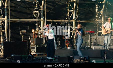 London, Großbritannien. August 2024. Cian Ducrot tritt live beim South Facing Festival auf. Quelle: Lounisphotography/Alamy Live News Stockfoto