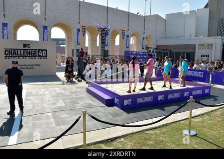 Olivia Kaiser, Kyland Young, Tori Deal und Leroy Garrett bei der 40. Staffel der MTV-Reality-Wettbewerbsserie The Challenge 40: Battle of the Eras im Los Angeles Memorial Coliseum. Los Angeles, 09.08.2024 *** Olivia Kaiser, Kyland Young, Tori Deal und Leroy Garrett bei der 40. Staffel der MTV Reality Competition Serie The Challenge 40 Battle of the Eras im Los Angeles Memorial Coliseum Los Angeles, 09 08 2024 Foto:xD.xStarbuckx/xFuturexImagex Challenge40 4870 Stockfoto