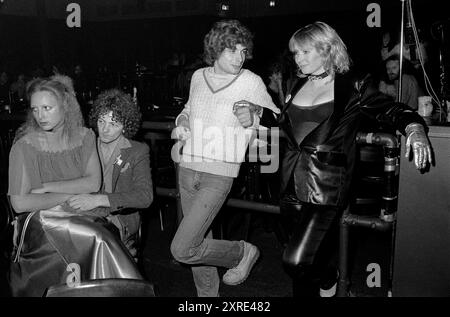 Musikindustrie Büroparty 1970s UK. Der Nachtclub im Besitz von Virgin Records. Eine schicke Kleid-Büro-Party. Victoria, London, England 11. November 1978 1970, Großbritannien HOMER SYKES Stockfoto