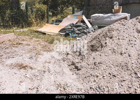 Blick aus einem hohen Winkel auf eine Baustelle. Speicherplatz kopieren Stockfoto