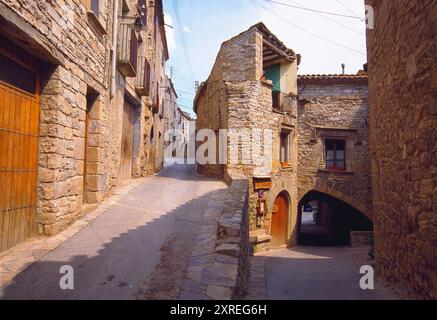 Straße. Guimerá, Lerida Provinz, Katalonien, Spanien. Stockfoto