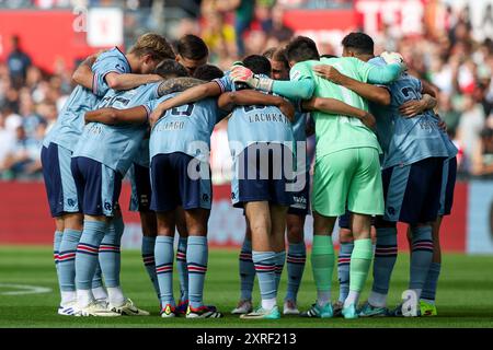 Rotterdam, Niederlande. August 2024. ROTTERDAM, NIEDERLANDE - 10. AUGUST: Willem II während des niederländischen Eredivisie-Spiels zwischen Feyenoord und Willem II im Stadion Feijenoord am 10. August 2024 in Rotterdam, Niederlande. (Foto von Hans van der Valk/Orange Pictures) Credit: Orange Pics BV/Alamy Live News Stockfoto