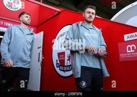 Crawley, Großbritannien. August 2024. Elliot Embleton von Blackpool kommt am 10. August 2024 vor dem Spiel Crawley Town gegen Blackpool in der Sky Bet League 1 im Broadfield Stadium, Crawley, Großbritannien (Foto: Gareth Evans/News Images) in Crawley, Großbritannien, am 10. August 2024. (Foto: Gareth Evans/News Images/SIPA USA) Credit: SIPA USA/Alamy Live News Stockfoto