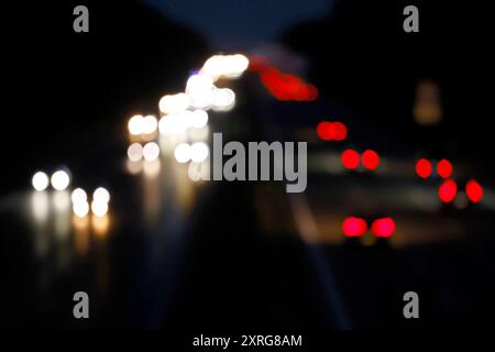 Autobahnabschnitt der A4 bei Köln Lindenthal aufgenommen von der Gleueler Straße. Themenbild, Symbolbild Köln, 09.08.2024 NRW Deutschland *** Abschnitt der Autobahn A4 bei Köln Lindenthal aus der Gleueler Straße Themenbild, Symbolbild Köln, 09 08 2024 NRW Deutschland Copyright: XChristophxHardtx Stockfoto