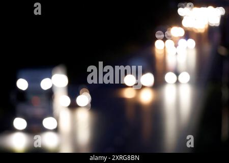 Autobahnabschnitt der A4 bei Köln Lindenthal aufgenommen von der Gleueler Straße. Themenbild, Symbolbild Köln, 09.08.2024 NRW Deutschland *** Abschnitt der Autobahn A4 bei Köln Lindenthal aus der Gleueler Straße Themenbild, Symbolbild Köln, 09 08 2024 NRW Deutschland Copyright: XChristophxHardtx Stockfoto