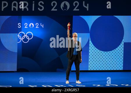 Paris, Frankreich. August 2024. Greg Louganis vor dem 10 m Plateau Men Final während der Olympischen Spiele 2024 in Paris (Frankreich), 10. August 2024. Quelle: Insidefoto di andrea staccioli/Alamy Live News Stockfoto