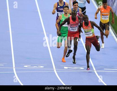 Paris, Frankreich. August 2024. Marco AROP (L-Front) aus Kanada und Emmanuel Wanyonyi (R-Front) aus Kenia treten beim 800-m-Finale der Athletik der Männer bei den Olympischen Spielen 2024 in Paris, Frankreich, am 10. August 2024 an. Quelle: Li Gang/Xinhua/Alamy Live News Stockfoto