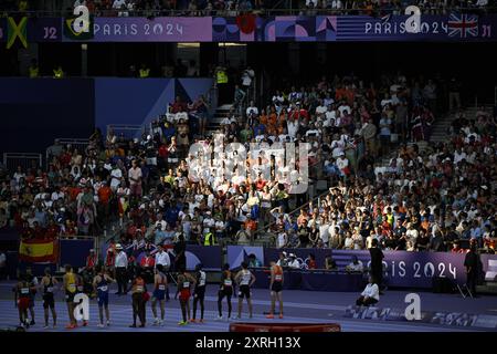 Paris, Frankreich. August 2024. Die Runnerpackung, die am Samstag, den 10. August 2024, in Paris, gezeigt wurde, als das 5000-m-Finale der Leichtathletik-Wettkämpfe bei den Olympischen Spielen 2024 stattfand. Die Spiele der XXXIII. Olympiade finden vom 26. Juli bis 11. August in Paris statt. Die belgische Delegation zählt 165 Athleten, die in 21 Sportarten antreten. BELGA FOTO JASPER JACOBS Credit: Belga News Agency/Alamy Live News Stockfoto