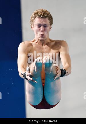 St. Denis. August 2024. Rylan Wiens aus Kanada tritt beim 10-m-Plateaufinale der Männer bei den Olympischen Spielen 2024 in Saint-Denis, Frankreich, am 10. August 2024 an. Quelle: Zhang Yuwei/Xinhua/Alamy Live News Stockfoto