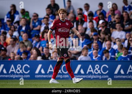 Birmingham, Großbritannien. August 2024; St. Andrew's @ Knighthead Park, Birmingham, England, EFL League One Football, Birmingham City versus Reading FC; Charlie Savage of Reading ausschließlich redaktionelle Verwendung. Keine Verwendung mit nicht autorisierten Audio-, Video-, Daten-, Spiellisten-, Club-/League-Logos oder Live-Services. Online-in-Match-Nutzung auf 120 Bilder beschränkt, keine Videtemulation. Keine Verwendung bei Wetten, Spielen oder Publikationen für Einzelverein/Liga/Spieler Credit: Action Plus Sports Images/Alamy Live News Stockfoto