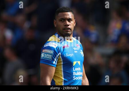 Leeds, Großbritannien. August 2024. AMT Headingley Rugby Stadium, Leeds, West Yorkshire, 10. August 2024. Betfred Super League Leeds Rhinos gegen Wigan Warriors David FusituÕa von Leeds Rhinos Credit: Touchlinepics/Alamy Live News Stockfoto