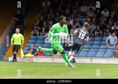 Southend Utd gegen York City 2024-25 in der Roots Hall. Das erste Spiel unter neuer COSU-Eigentümerschaft. Collin Andeng-NDI, Torwart Stockfoto