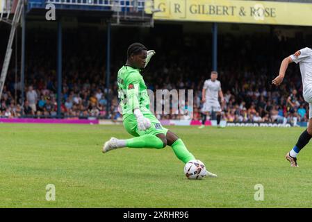 Southend Utd gegen York City 2024-25 in der Roots Hall. Das erste Spiel unter neuer COSU-Eigentümerschaft. Collin Andeng-NDI, Torwart Stockfoto