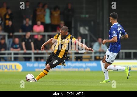 Boston, Großbritannien, 10. August 2024. Michael Bostwick von Boston United, während Boston United gegen Rochdale Vanarama National League, Jakemans Community Stadium Stockfoto