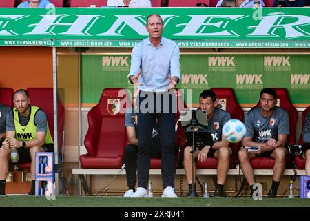 Cheftrainer Jess Thorup FC Augsburg gestikuliert, gestik, FC Augsburg vs Olympique Marseille, Fussball, Testspiel, 10.08.2024 Augsburg Bayern Deutschland *** Cheftrainer Jess Thorup FC Augsburg gestikuliert, Gesten, FC Augsburg vs Olympique Marseille, Fußball, Testspiel, 10 08 2024 Augsburg Bayern Deutschland Copyright: Xkolbert-Press/PeterxFastlx Stockfoto