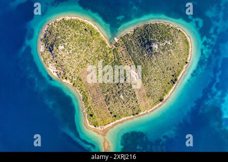 Herzförmige Insel Galesnjak, Dalmatien in Kroatien. Luftaufnahme Stockfoto