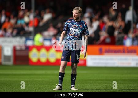 Crawley, Großbritannien. August 2024. Hayden Coulson von Blackpool während des Sky Bet League 1 Spiels Crawley Town gegen Blackpool im Broadfield Stadium, Crawley, Vereinigtes Königreich, 10. August 2024 (Foto: Gareth Evans/News Images) in Crawley, Vereinigtes Königreich am 10. August 2024. (Foto: Gareth Evans/News Images/SIPA USA) Credit: SIPA USA/Alamy Live News Stockfoto