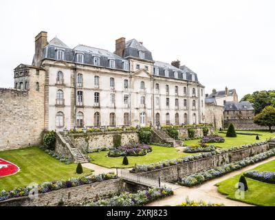 Vannes, Frankreich: 6. August 2024: Chateau de l'Hermine in Vannes City, Bretagne, Frankreich Stockfoto