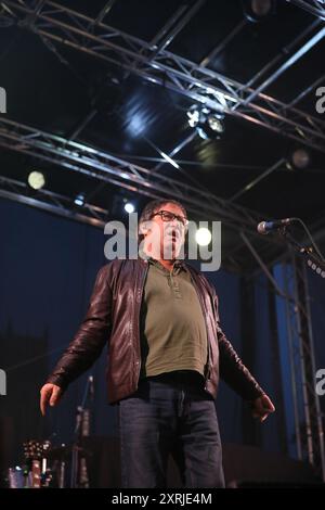 Rochdale, Großbritannien. August 2024. Ocean Colour Scene tritt beim Feelgood Festival auf. Rochdale, Großbritannien. Quelle: Barbara Cook/Alamy Live News Stockfoto