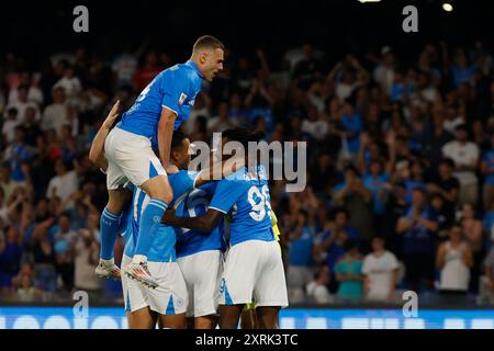 Neapel, Kampanien, Italien. August 2024. Alessandro Buongiorno aus Neapel feiert am 10. August 2024 das Fußballspiel der Coppa Italia SSC Napoli - Modena FC im Stadio Maradona in Neapel. (Kreditbild: © Ciro de Luca/ZUMA Press Wire) NUR REDAKTIONELLE VERWENDUNG! Nicht für kommerzielle ZWECKE! Stockfoto