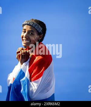 PARIS: Sifan Hassan gewinnt den Frauenmarathon bei den Olympischen Spielen. Der Marathon findet traditionell am letzten Wochenende der Spiele statt. ANP ROBIN VAN LONKHUIJSEN Stockfoto