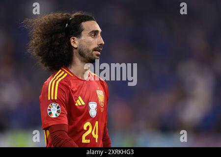 München, Deutschland, 9. Juli 2024. Marc Cucurella aus Spanien sieht beim Halbfinalspiel der UEFA-Europameisterschaften in der Allianz Arena in München an. Der Bildnachweis sollte lauten: Jonathan Moscrop / Sportimage Stockfoto