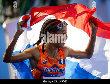PARIS: Sifan Hassan gewinnt den Frauenmarathon bei den Olympischen Spielen. Der Marathon findet traditionell am letzten Wochenende der Spiele statt. ANP ROBIN VAN LONKHUIJSEN Stockfoto