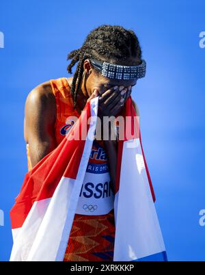 PARIS: Sifan Hassan gewinnt den Frauenmarathon bei den Olympischen Spielen. Der Marathon findet traditionell am letzten Wochenende der Spiele statt. ANP ROBIN VAN LONKHUIJSEN Stockfoto