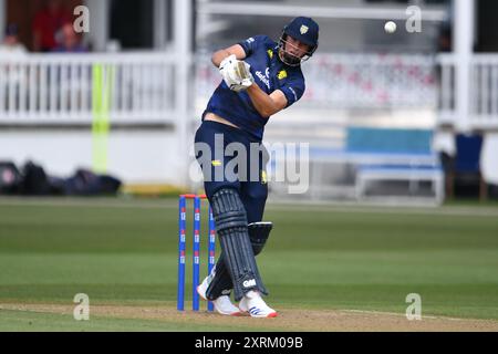 Canterbury, England. August 2024. Ben McKinney während des Metro Bank One Day Cup zwischen Kent Spitfire und Durham auf dem Spitfire Ground in St. Lawrence in Canterbury. Kyle Andrews/Alamy Live News. Stockfoto