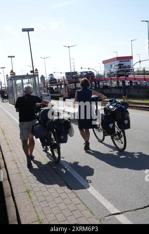 Sylt DDR,20240810, ferieninsel Sylt, Badeferien , Anreise mit dem Autozug *** Sylt DDR,20240810, Urlaubsinsel Sylt, Strandurlaub, Anreise mit dem Autozug Stockfoto