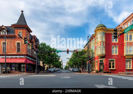 Wunderschöne Straße, alte Gebäude in der Market Street in Wilmington, Delaware, USA Stockfoto