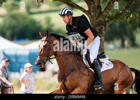 Jesse Campbell aus Neuseeland mit Speedwell während des CCI4*S Cross Country bei den NAF Five Star International Hartpury Horse Trials am 10. August 2024, Hartpury, Großbritannien (Foto: Maxime David - MXIMD Pictures) Stockfoto