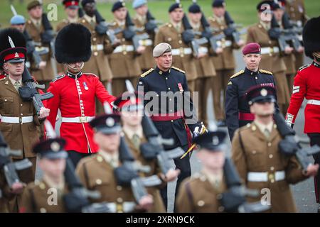 Honorary Colonel Bear Grylls OBE während der Graduation Parade on Intake 74 & 75 am Army Foundation College in Harrogate am 8. August 2024. Stockfoto