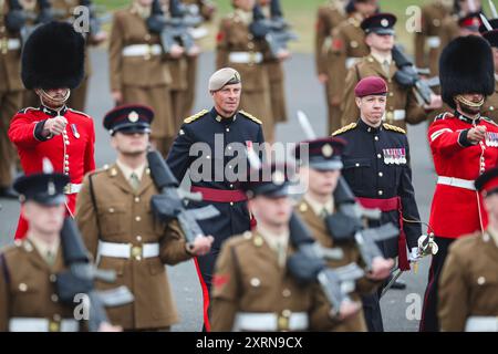 Honorary Colonel Bear Grylls OBE während der Graduation Parade on Intake 74 & 75 am Army Foundation College in Harrogate am 8. August 2024. Stockfoto