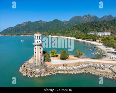 Das Perdana Quay Light House ist ein Leuchtturm an der Westküste der Insel Langkawi in Kedah, Malaysia. Sie befindet sich auf einem Vorsprung am Eingang zu Telag Stockfoto