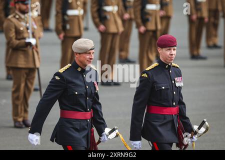 Honorary Colonel Bear Grylls OBE während der Graduation Parade on Intake 74 & 75 am Army Foundation College in Harrogate am 8. August 2024. Stockfoto