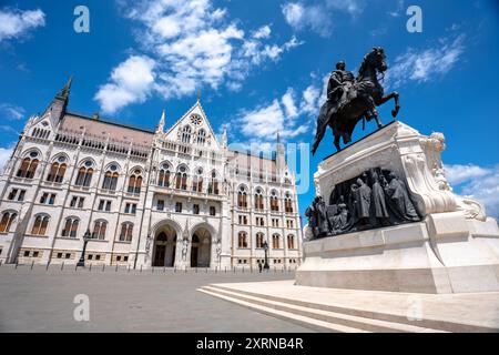 Budapest, Ungarn: 16. Juni 2024: Statue des Grafen Gyula Andrassy. Stockfoto