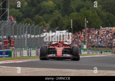 Mogyorod, Ungarn. Juli 2024. Formel 1 großer Preis von Ungarn in Hungaroring, Ungarn. Bild: Nr. 16 Charles Leclerc (MON) von Scuderia Ferrari in Ferrari SF-24 © Piotr Zajac/Alamy Live News Stockfoto