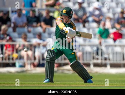 Tom MOORES von Nottingham Outlaws Batting beim One-Day Cup-Spiel Nottinghamshire gegen Essex in Trent Bridge, Nottingham, Vereinigtes Königreich, 11. August 2024 (Foto: Mark Dunn/News Images) Stockfoto