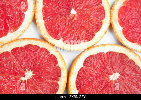 Nahaufnahme des Hintergrunds der Grapefruitscheiben Stockfoto