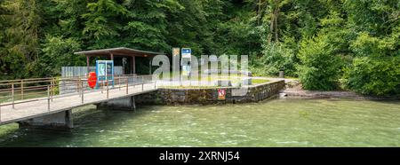 Halbinsel Au, Schweiz - 1. Juli 2024: Halbinsel Au ist eine malerische Halbinsel am Ufer des Zürichsees in der Schweiz. Stockfoto